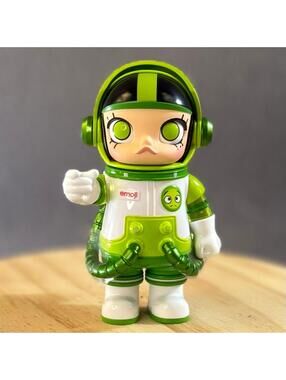 Confirmed - Authentic Pop Mart Mega Space Molly 100% X Emoji - All In Green